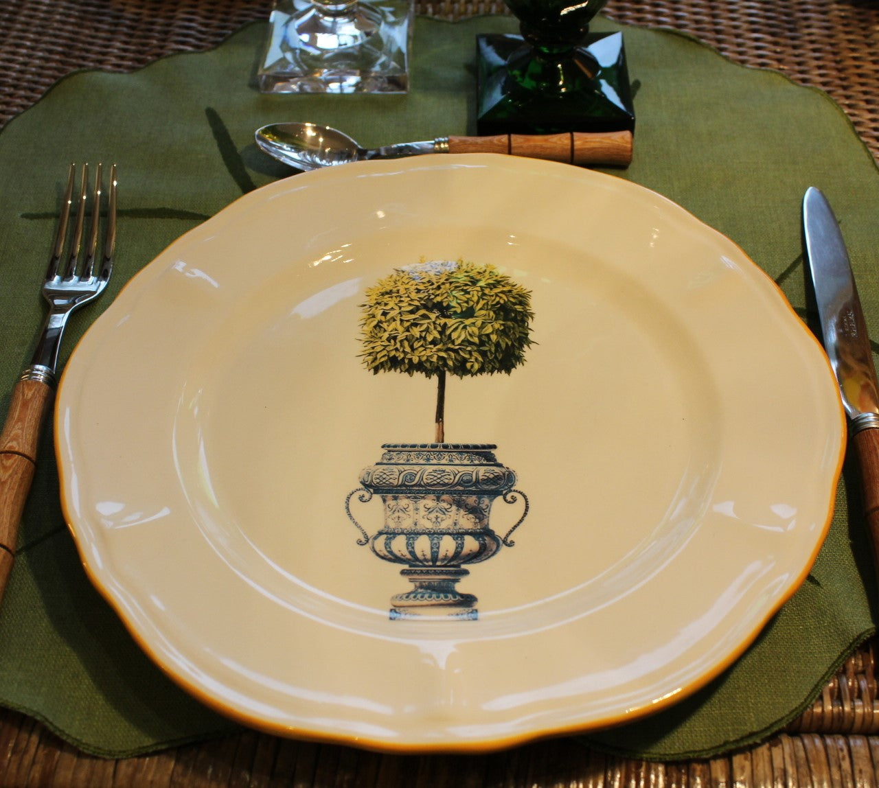 Assiettes Topiaire